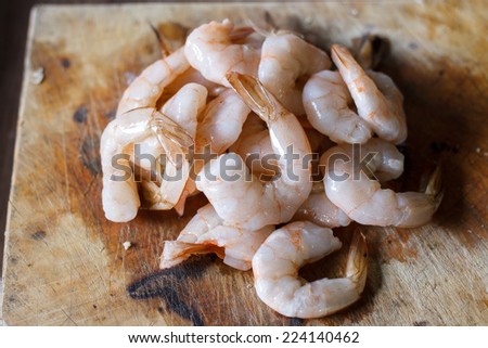 Shrimp prepare for cook on board