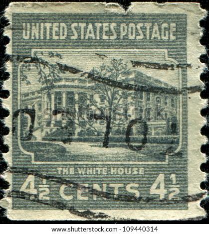USA - CIRCA 1938: A stamp printed in USA shows the White House, circa 1938