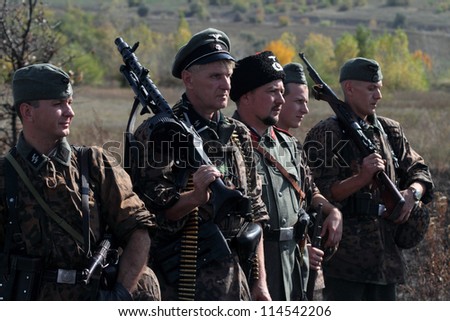 LISICHANSK -SEPT 30 : ordinary SS and Cossack, who fought on the side of the Wehrmacht, members of Zaporozhye and Lugansk history clubs, September 30, 2012 in Lisichansk, Lugansk Region, Ukraine