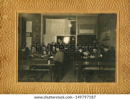 GERMANY - CIRCA end of 1940s: Antique photo shows phiisics lesson, Germany, end of 1940s