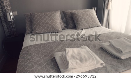 Guest Bedroom Home Decoration