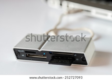 sd card in card reader to laptop