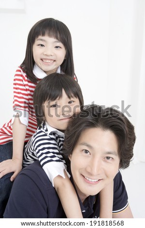 The image of smiling family in Korea,Asia