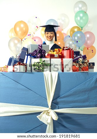 The image of high school students graduating in Korea