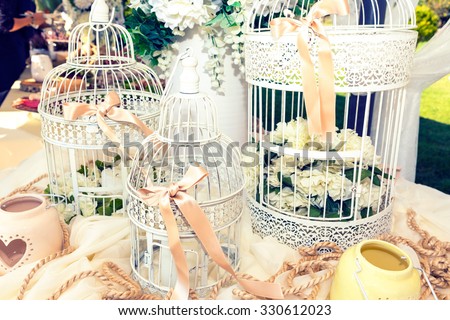 Wedding decoration with cage on the table