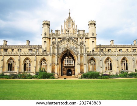 Cambridge, UK - 5 June, 2014: The New Court at St John\'s College, part of the University of Cambridge (England)