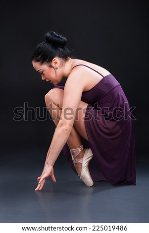 Fashion ballet dancer. Studio shot