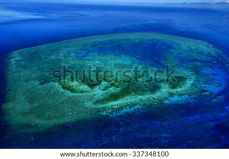 great barrier reef Queensland aerial view