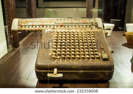 vintage calculator