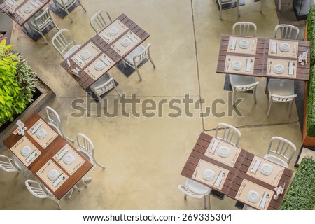 dinning table and chairs from top view