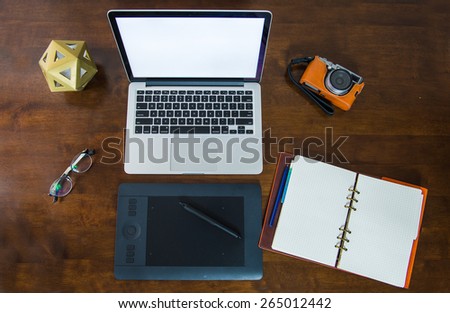Desktop mix on a wooden office table