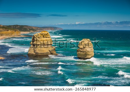 Blue sky and blue ocean in Summer at Victoria Coast, Australia.v
