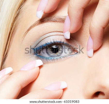 close-up portrait of beautiful girl\'s eye-zone make-up