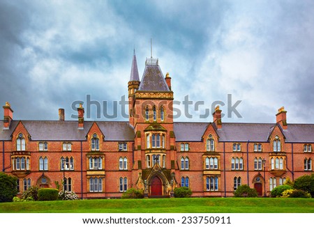 View at the Queen\'s University of Belfast in rainy day