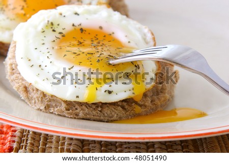 Egg sunny side up