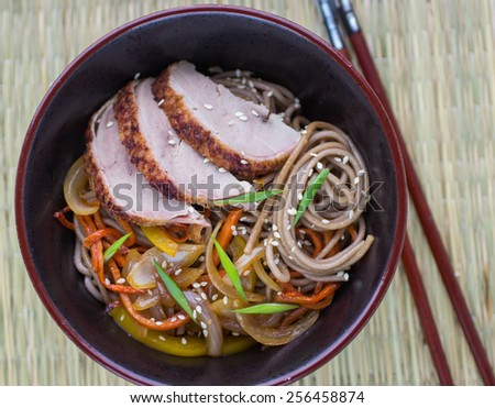 buckwheat noodles with vegetables and duck
