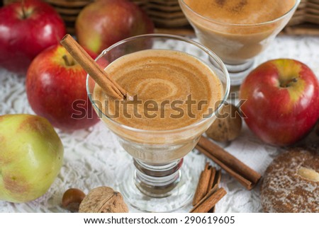 Apple smoothie with cinnamon