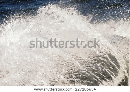 Water wave produced by a boat