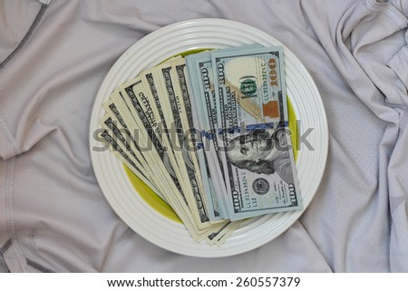 plate with money
