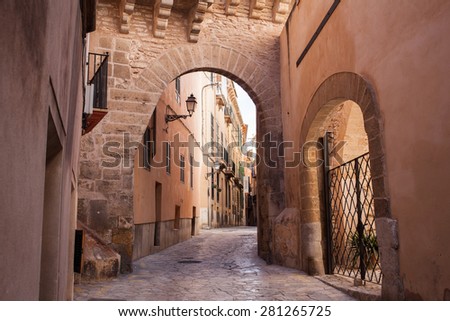 Photo of old street of Palma de Mallorca