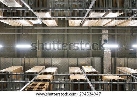 Logistics center ceiling