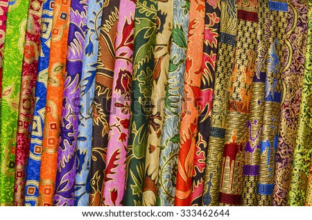 Ready to wear batik sarong popular among the southeast asian countries / Batik sarong / Simple and beautiful, light and compact for storage. Easy to match with other attire