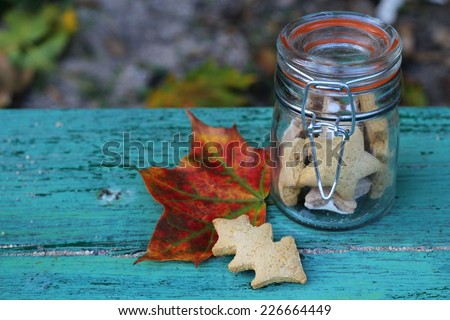 Autumn cookies in a retro glass jar / Autumn cookies in a retro glass jar