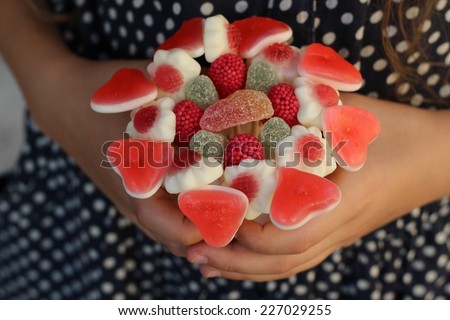 Sweet bouquet with gummi candies/	Sweet bouquet