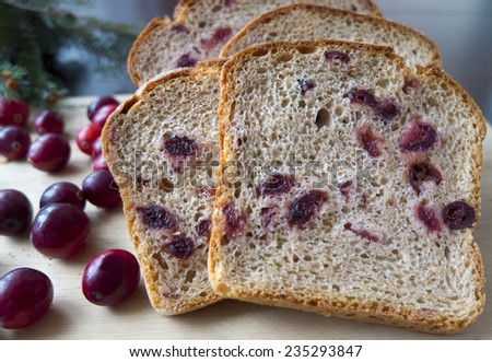 Christmas bread with cranberries
