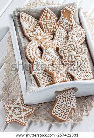 gingerbread, icing, painting