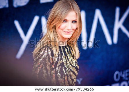 MOSCOW - JUNE 15: Cameron Diaz arrives to the world premiere of 'Bad Teacher' on June 15, 2011 in Octyabr cinema, Moscow, Russia
