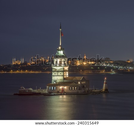 Maiden\'s Tower (Kiz Kulesi) with hot colours at night, Istanbul province, Turkey