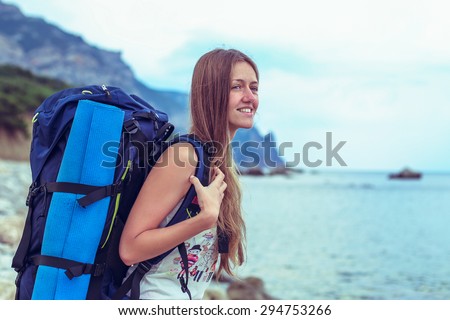 Young girl traveler get to the point