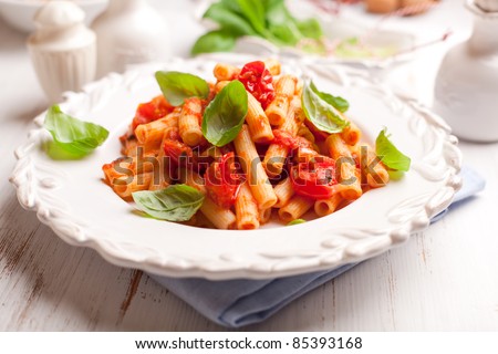 Sedani Rigati with cherry tomatoes and basil