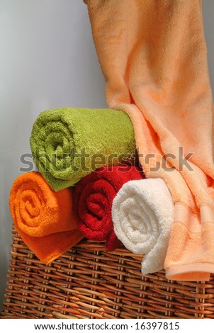 towels rolled on basket