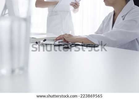 Physician to record data to the computer