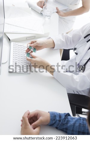Doctor to record the data to the computer
