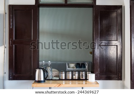 Simple Kitchen bar in home