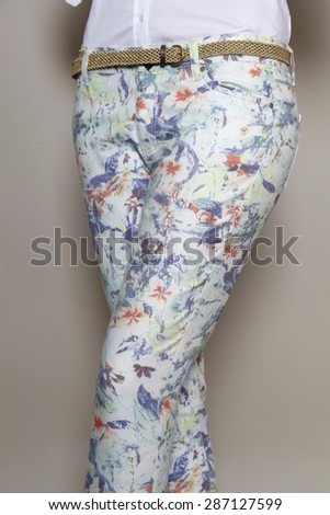patterns trousers, women trousers with floral patterns, pants with floral ornaments