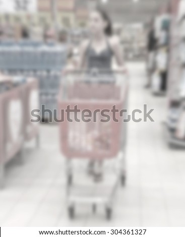 Shopping in super market-blurred