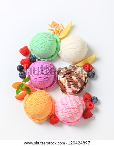 Assorted ice cream with fresh fruit