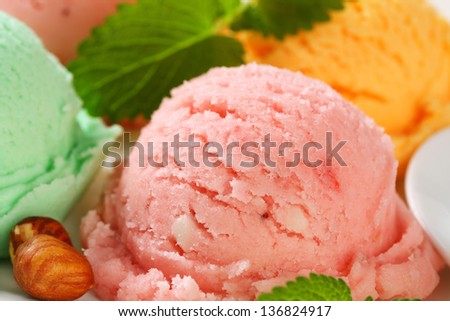 detail of ice cream sundae
