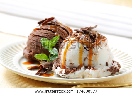 Chocolate and vanilla ice cream sprinkled caramel topping