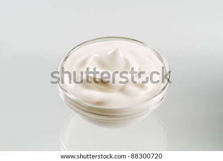 Bowl of smooth thick cream
