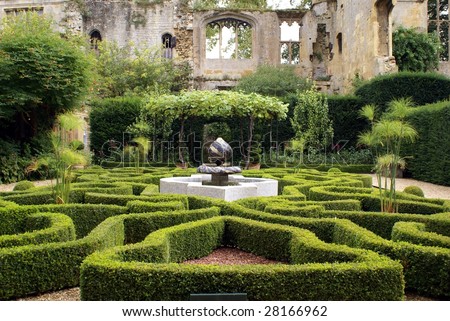 Fountain and maze. Garden art
