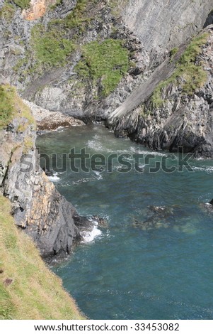 hidden place in irish cliffs