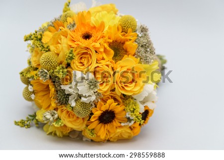 natural flowers wedding bouquet