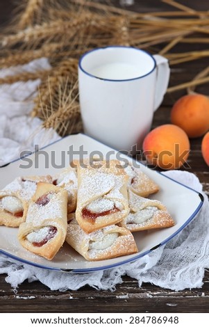 Sweet ricotta cheese cookie with jam