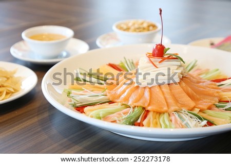 Sacred fish salad / Fish salad