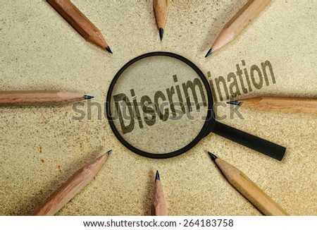 Word Discrimination under a magnifier as a conceptual image about the phenomena
